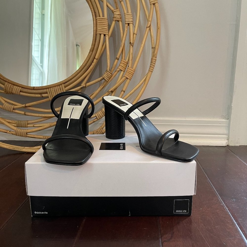 Dolce Vita Noles Sandal